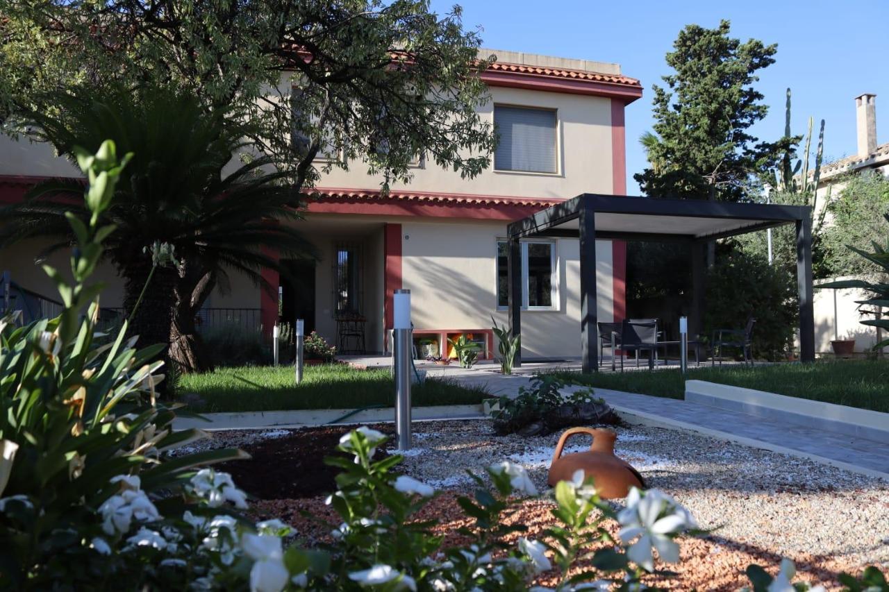 Bed&Breakfast Villa Nora Quartu SantʼElena Kültér fotó