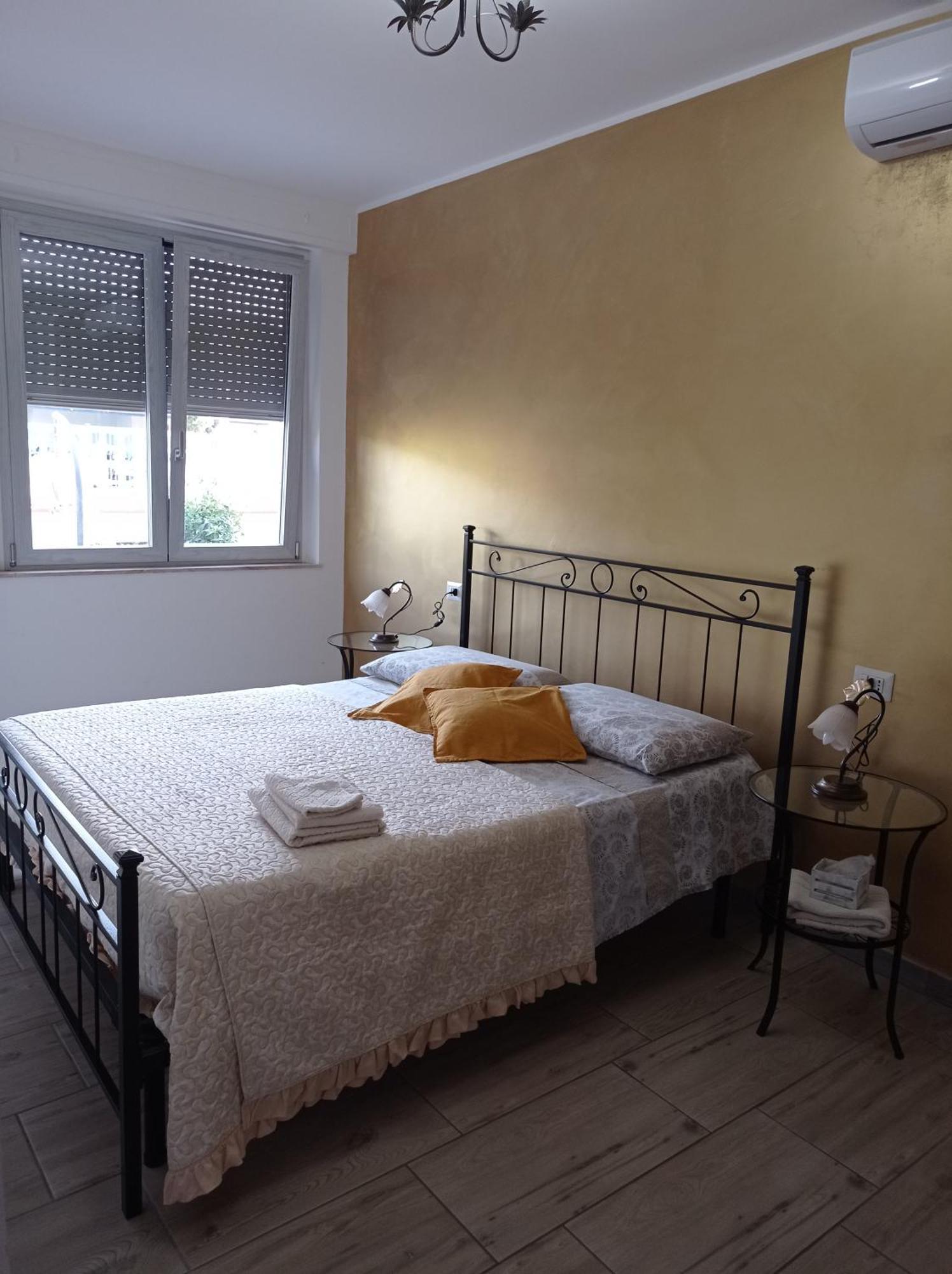 Bed&Breakfast Villa Nora Quartu SantʼElena Kültér fotó